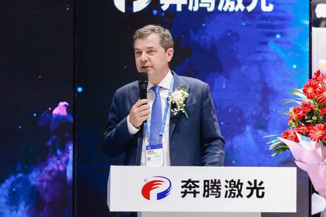 馬丁諾.jpg 馬丁諾.jpg