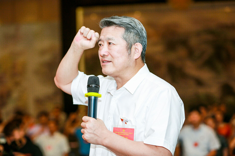 熱烈祝賀孫文董事長當選為中共湖北省楚商聯合會委員會委員